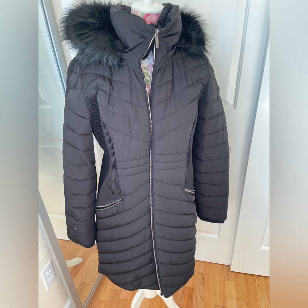 DKNY Black Puffer Coat with Faux Fur Hood (broken zip)
